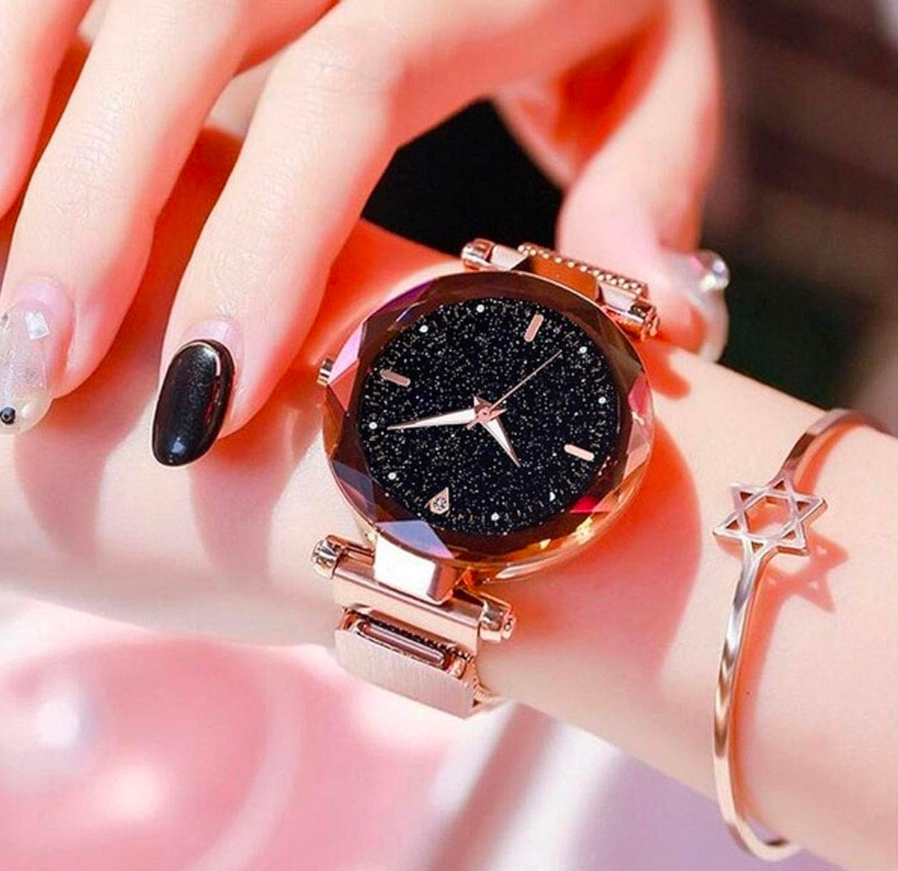 Premium Black Round Diamond Dial with Latest Generation Rosegold Magnet Belt Analogue Watch for Women Pack of - 1 (DM-ROSEGOLD03)