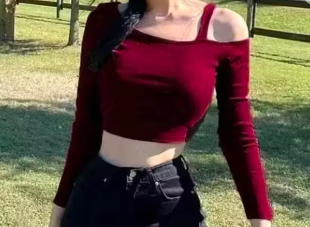 Luktrima New Latest One Shoulder Full Sleeve Top For Women