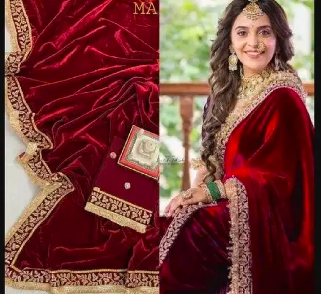 FASHION TODAY WOMEN SPECIAL WEDDING SUPERHIT TRENDING NAVY BLUE VELVET SAREE WITH BLOUSE || Saree For Women || Fancy Saree For Women || Bollywood Designer Party Wear Wedding Festive Saree/Sari For Women With Stylish Blouse