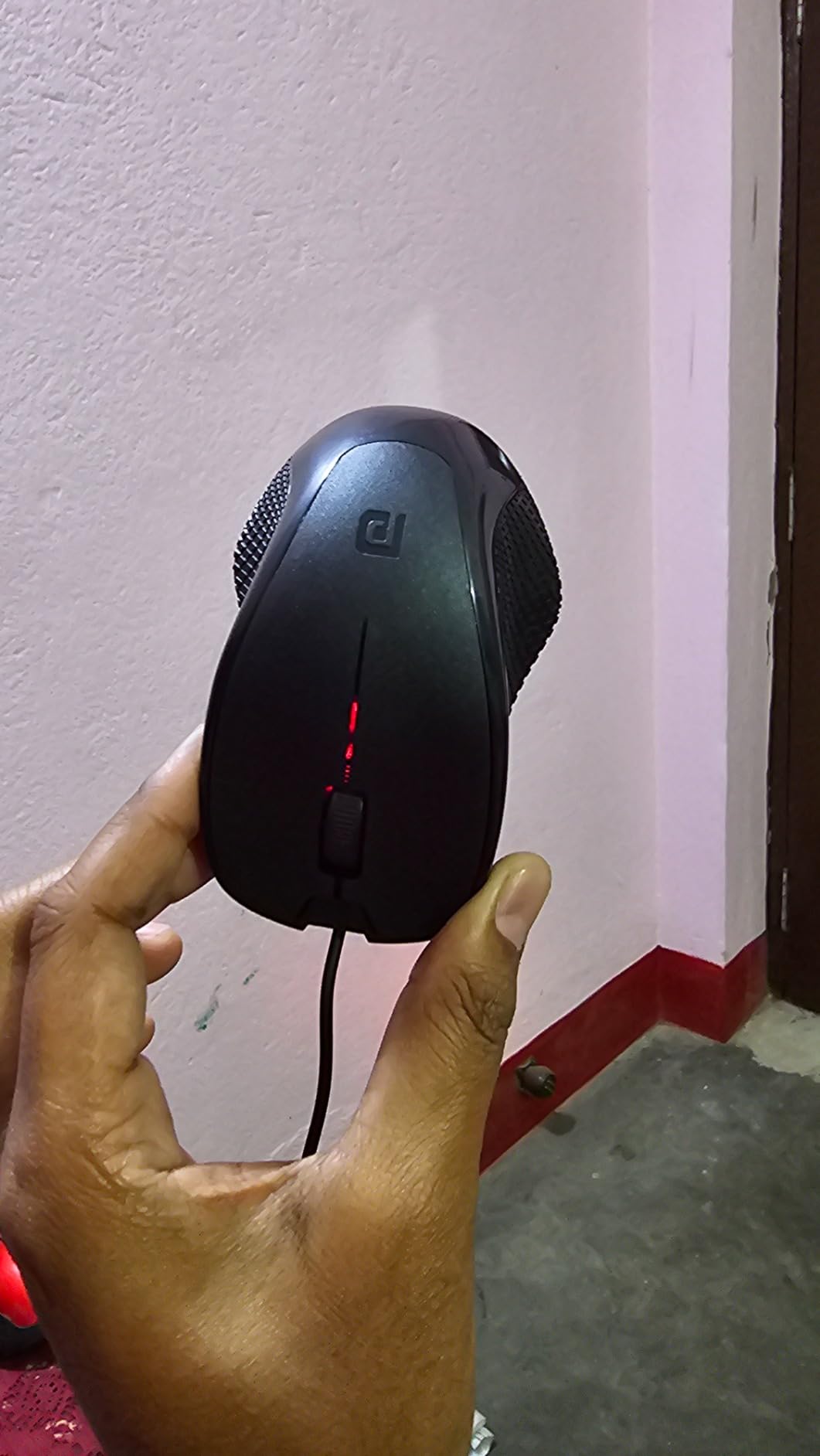 Portronics Toad 101 Wired Optical Mouse with 1200 DPI, Plug & Play, Hi-Optical Tracking