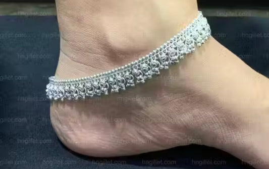 Twinkling Glittering Women Anklets & Toe Rings
