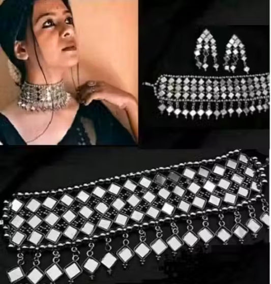 Mirror Chokar Set With Earings