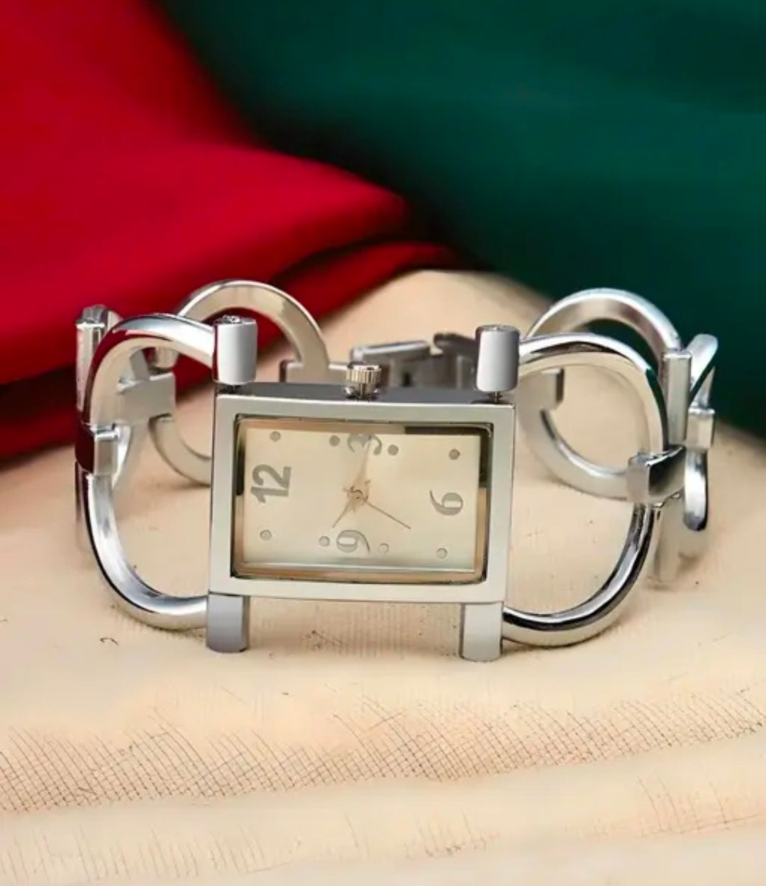 Tagado New Fancy Solid Dial Attractive Metal Chain Attractive  Bracelet Analog Watch for Women