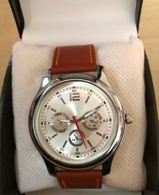 Latest Men Analog Watch