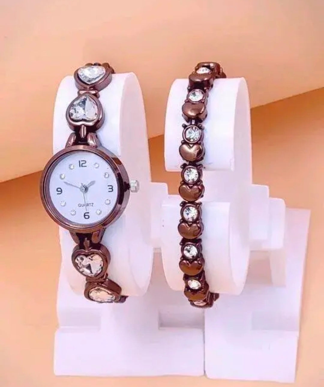 Classic women metal analog watch for women