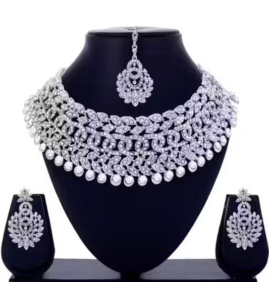 Sterling Rhodium Plated Jewellery Set With White Austrian Daimond