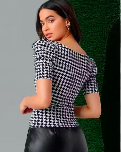 PROKCISTO casual polyester Blend V-Neck Puff Sleeves Printed Black Stylish Top